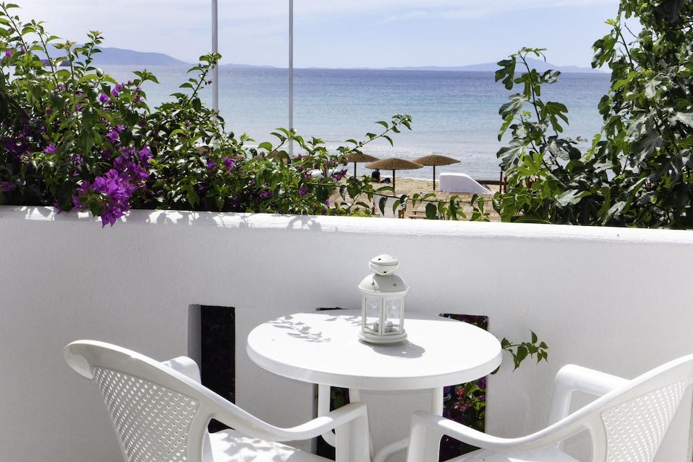 Amaryllis Beach Hotel Chrisi Akti  Buitenkant foto