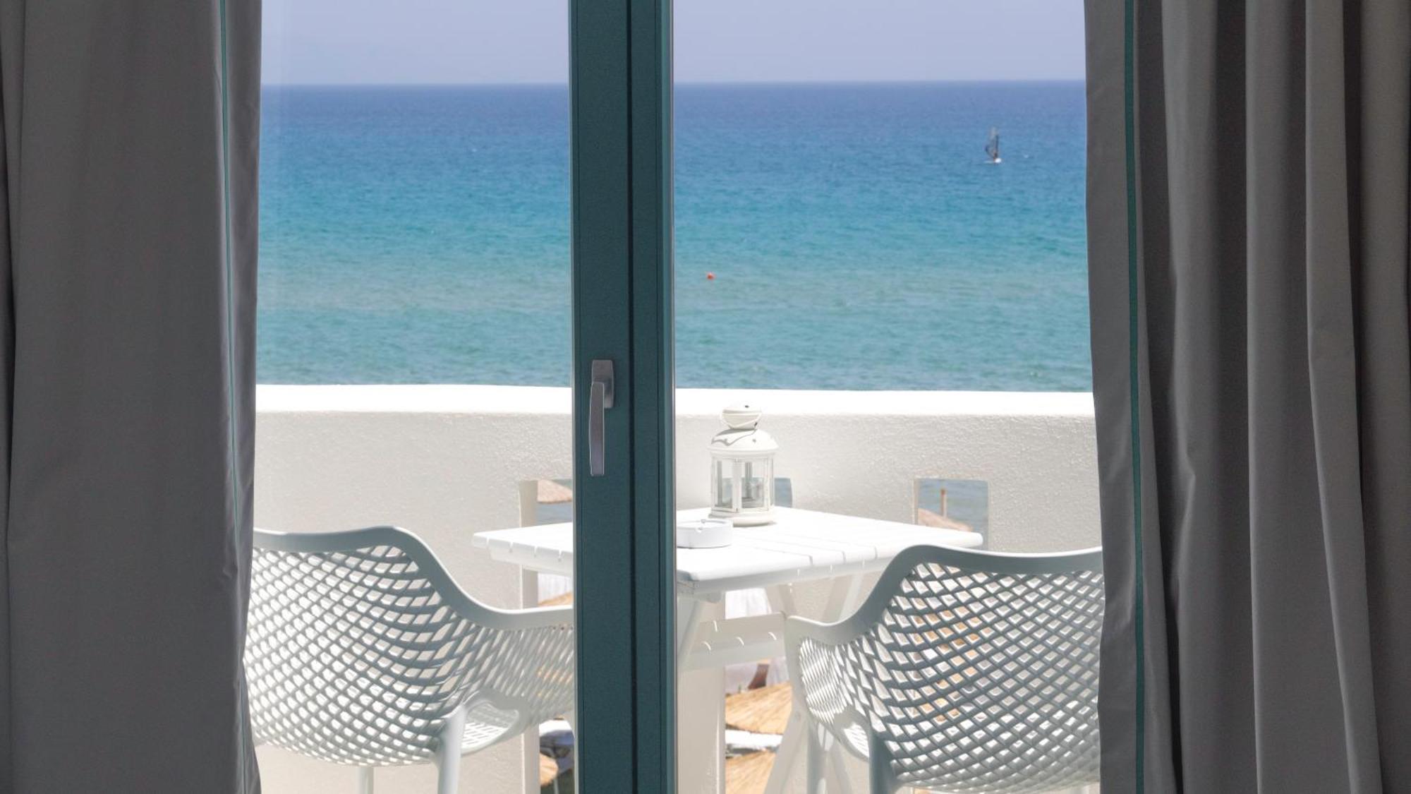 Amaryllis Beach Hotel Chrisi Akti  Kamer foto